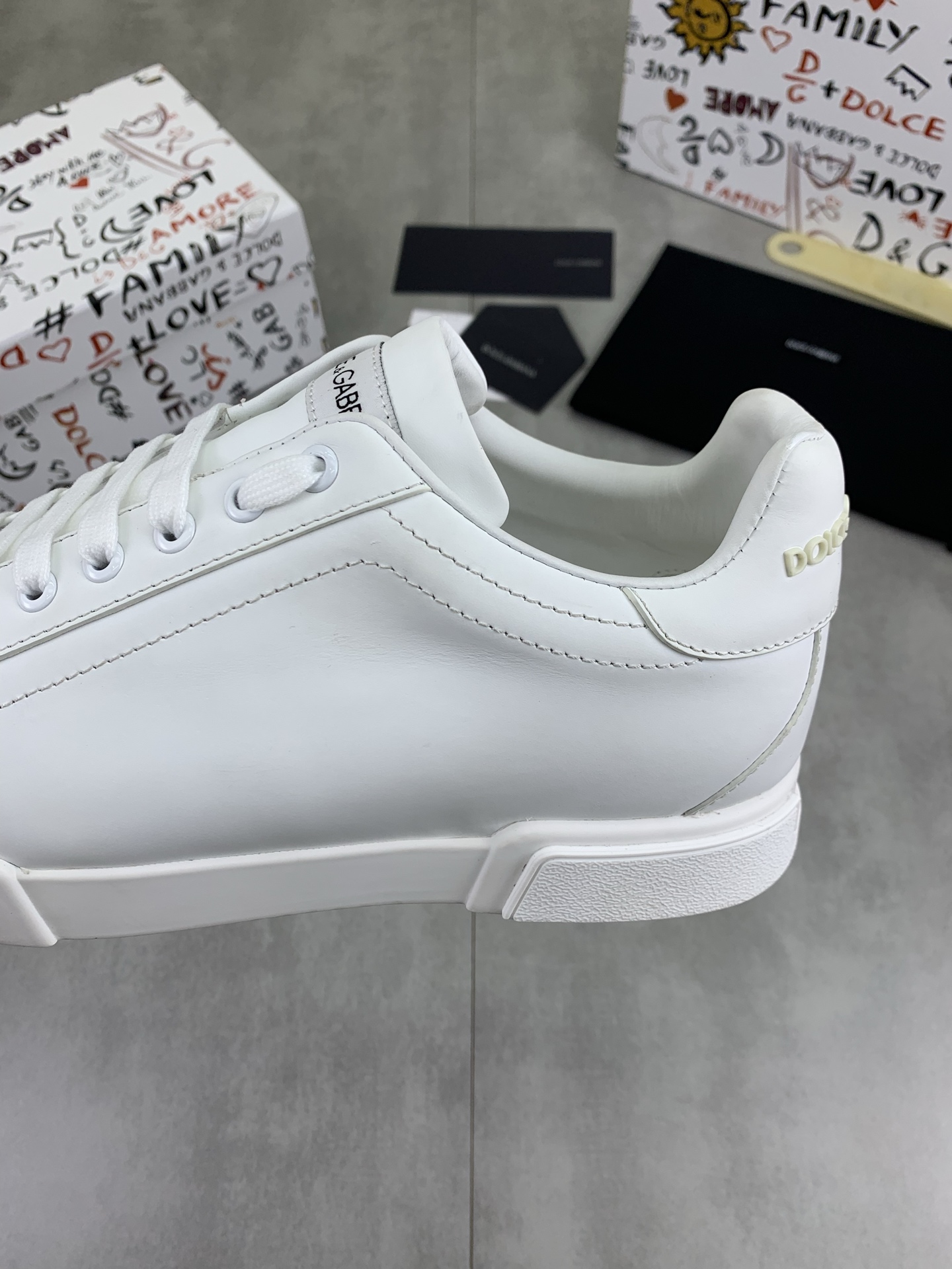 olce & Gabbana shoe